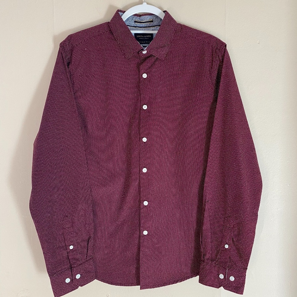Dress Shirt (maroon/white, medium)